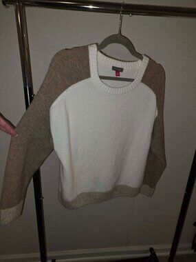 Vince Camuto Sweater- XS